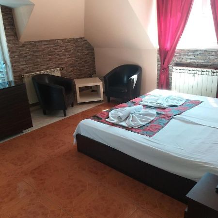 Bon Bon Hotel Sofia Eksteriør bilde