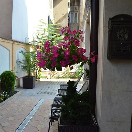 Bon Bon Hotel Sofia Eksteriør bilde