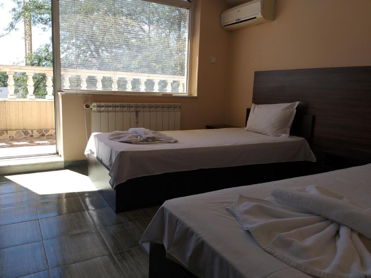 Bon Bon Hotel Sofia Eksteriør bilde