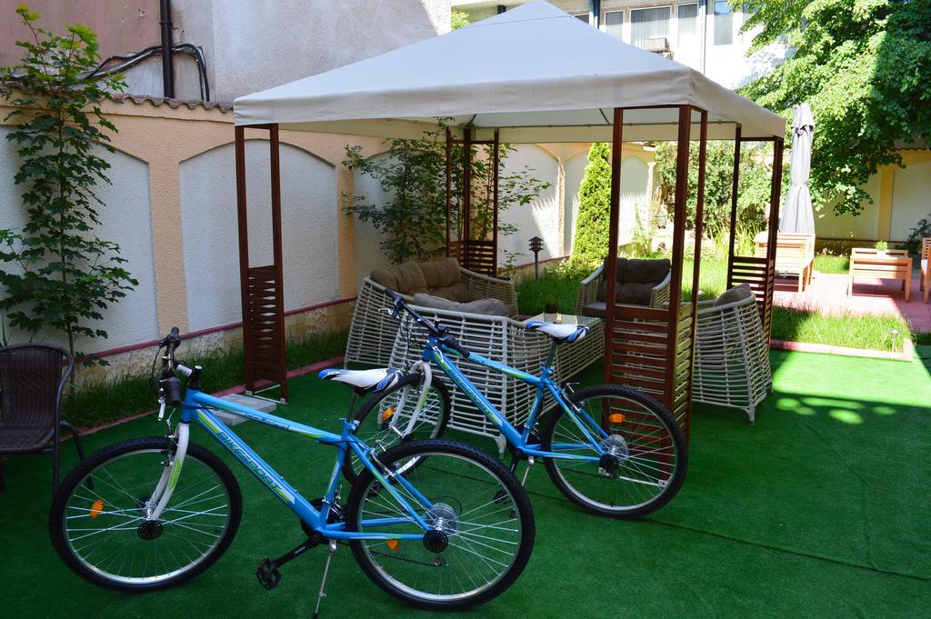 Bon Bon Hotel Sofia Eksteriør bilde